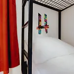 Party Zzz Albergue Liubliana