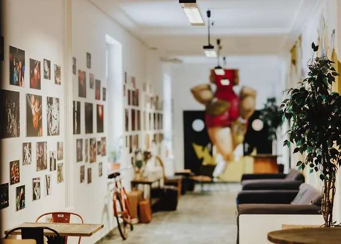 Party Zzz ホステル *